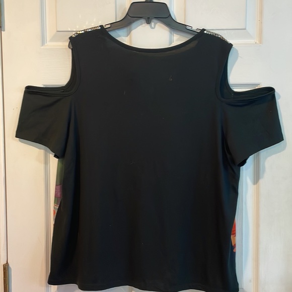 Disney Parks 2X Alice in Wonderland T-shirt - Picture 8 of 9